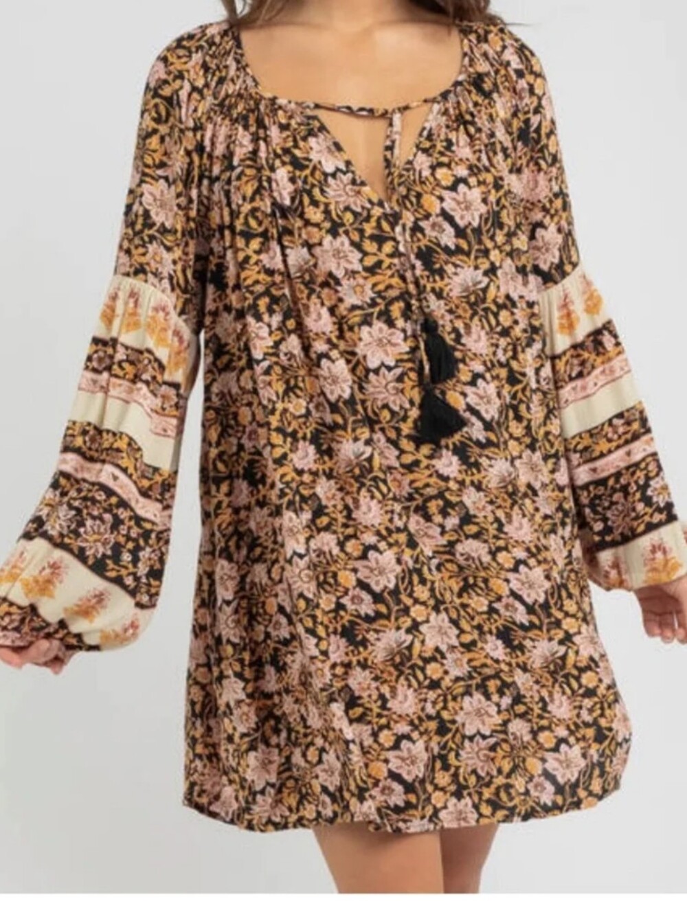 Billabong Gypset Black Floral Peasant Dress with Tie Tassel Front Blousy Sleeve